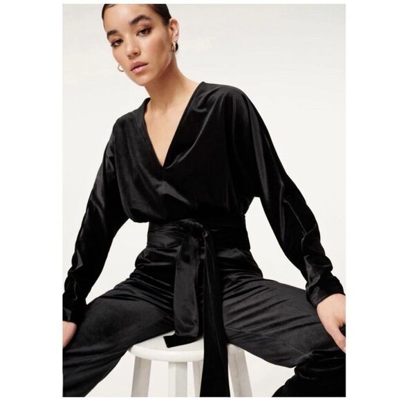 GOOD AMERICAN BLACK VELVET WRAP WAIST LONG SLEEVE V NECK TOP Size 5 XXL - Picture 3 of 4